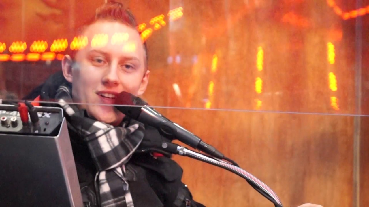 Exclusive Video - Reko Kevin Grah - Voodoo-Jumper - Karnevalskirmes Dortmund 2017