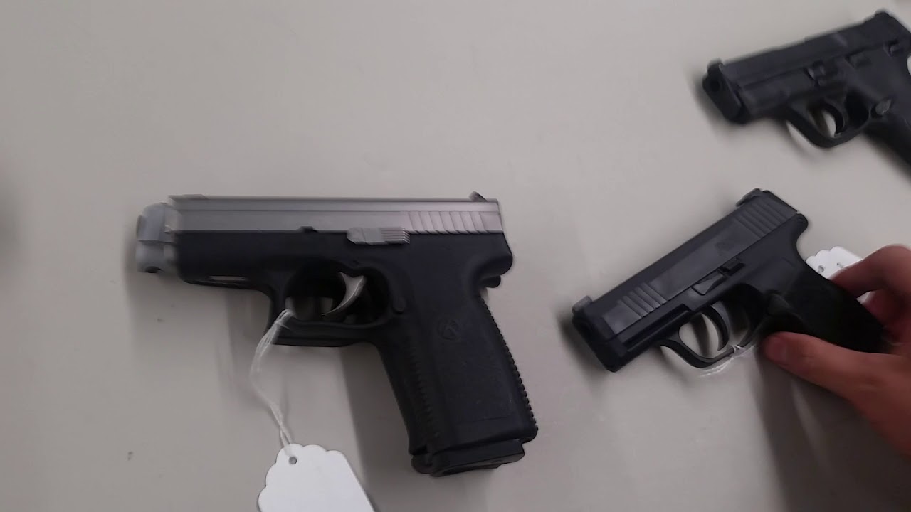 G43 X And G48 Size Comparison YouTube g43-x-and-g48-size-comparison-youtube