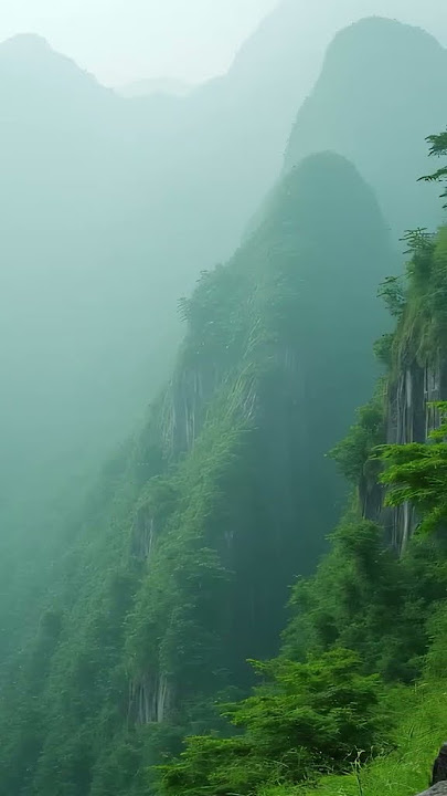 Vanished in 50 Minutes: The Unsolved Crash of Flight 9760D