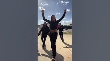 Rollrollclapclap Dance Cali Trending 