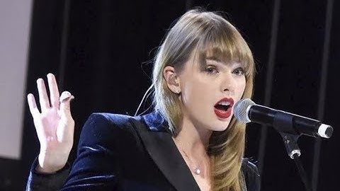 Taylor performs delicate # Ally Coalition event