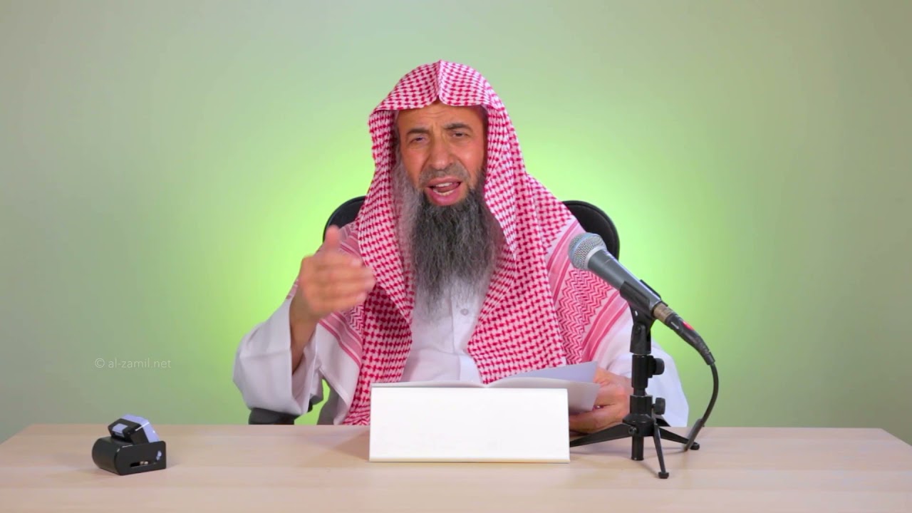 #فتاوى_الزامل | شخص يصوم صيام داود، هل يصوم الأيام البيض كاملة أو يبقى على صيام داود؟