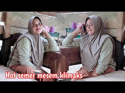 menikmati banget hipnotis klimaks tante jilbab sange hijaber stylle mama sange klimaks semermesem