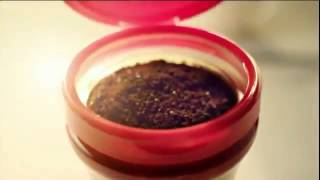 Folgers TV Commercial, 'Flip Top Lid'