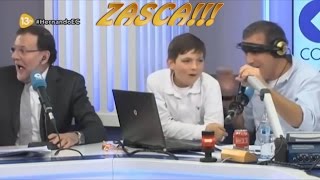 El hijo de rajoy en la radio responde a Manolo lama y se lleva una colleja de su padre.