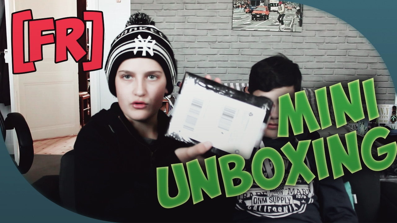[FR] MINI UNBOXING!!! - YouTube