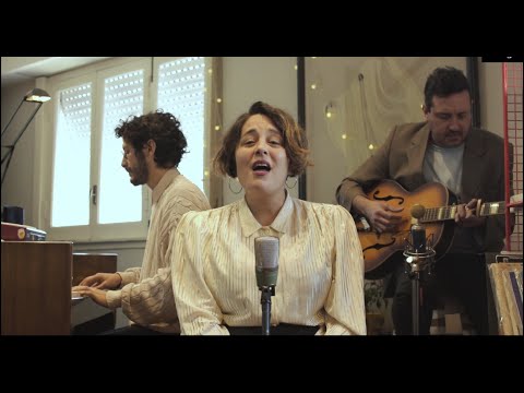 MGO - Compliki (en vivo en #PrimerPiso)