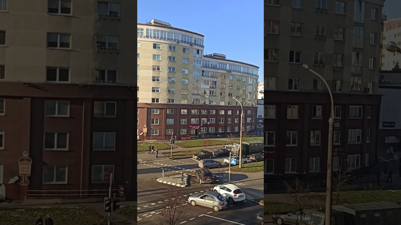 В Минске авто сигналят проезжающей в районе улицы Ложинской спецтехнике ...