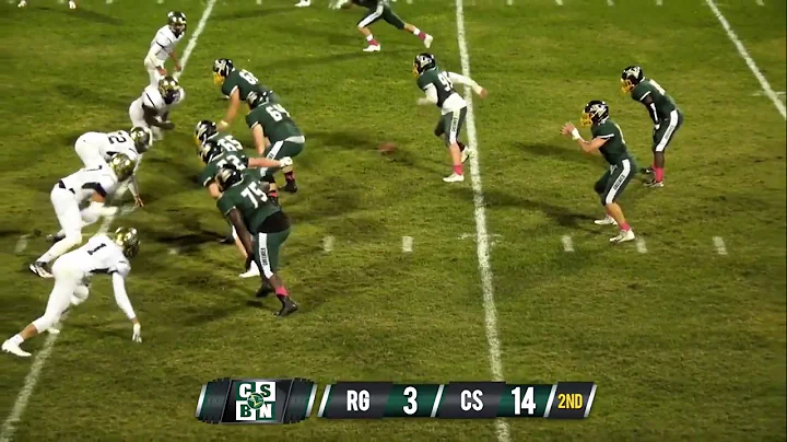 REPLAY: #10 Sidney Gibbs stiff-arms Rabun Gap Defe...