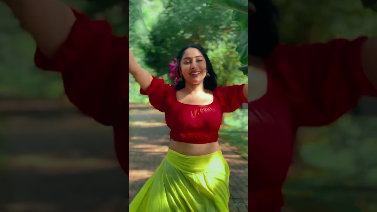 මිස් Piumi Herbal Hair Oil By  Piumi Srinayaka