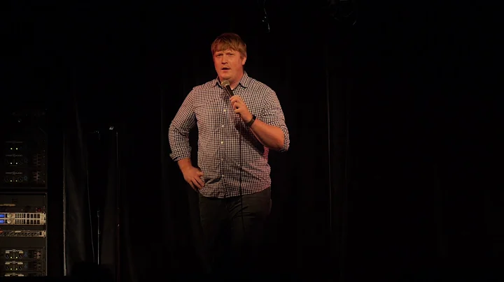 Derek Graff at Chicago Underground Comedy