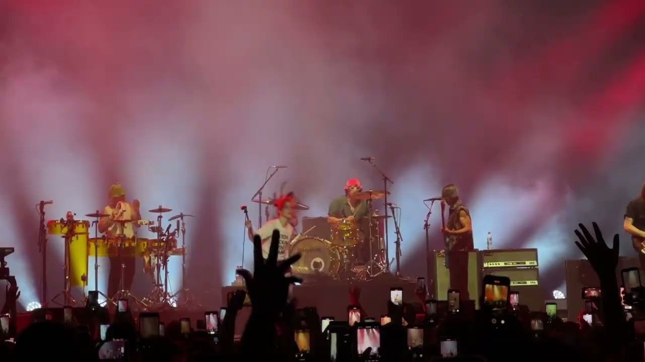 Paramore - This Is Why - 4K - Santiago de Chile - Movistar Arena - 05/03/2023