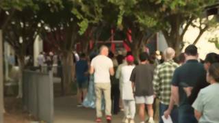 Play video: Harris County shatters early voting record on Day 1 with at least 100,000 ballots cast