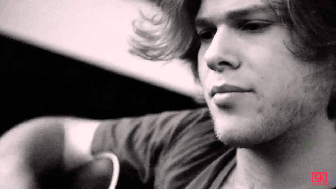 Watch The Dukes - Resilient Lovers | SK* Session on YouTube Watch The Dukes - Resilient Lovers | SK* Session on YouTube