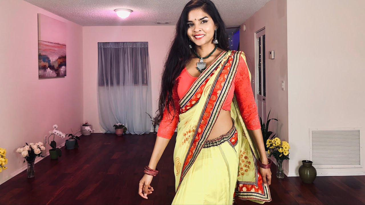 Chahunga Main Tujhe Saanjh Savere | Nain Lad Jaye Hai | Dilip Kumar | Bollywood Dance