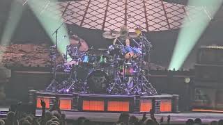 Anika Nilles selfie MSG 8/1/2026 Rush night 3