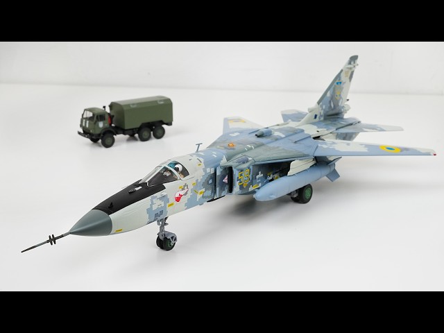 Su-24MR Fencer 1:72 Model Calibre Wings Unboxing - YouTube