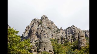 Крым. Экскурсия -поход в Долину привидений крым #демерджи #долинапривидений #экскурсия #горы #поход