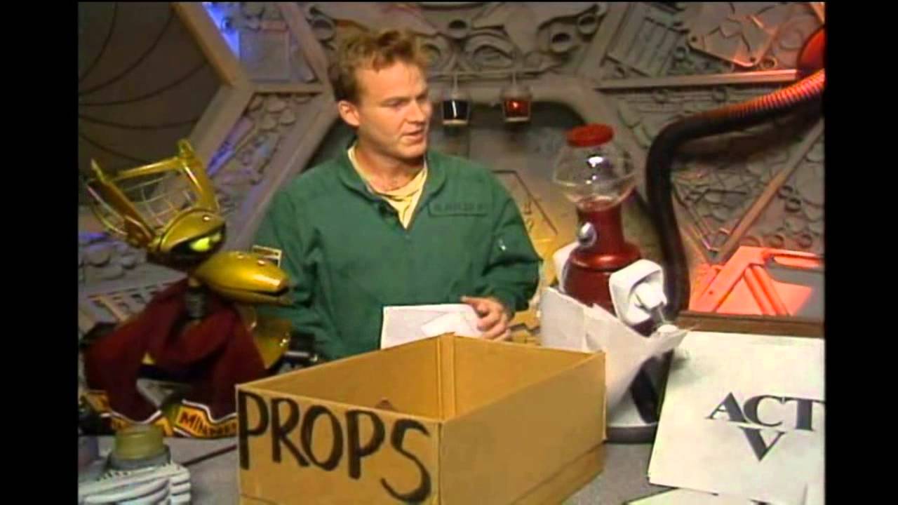 MST3K   I'm Peter Graves