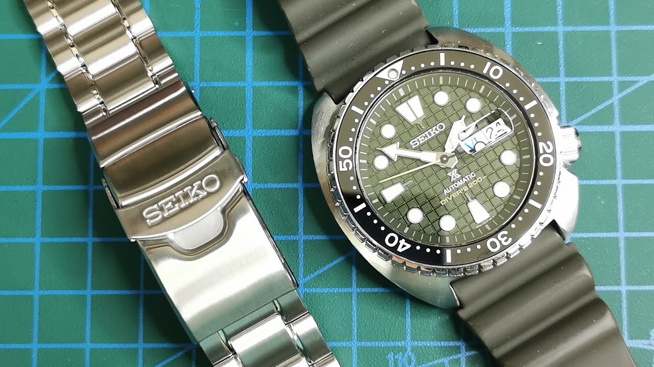 REVIEW of Seiko Turtle metal bracelet. Shiny armour fit for King. - YouTube