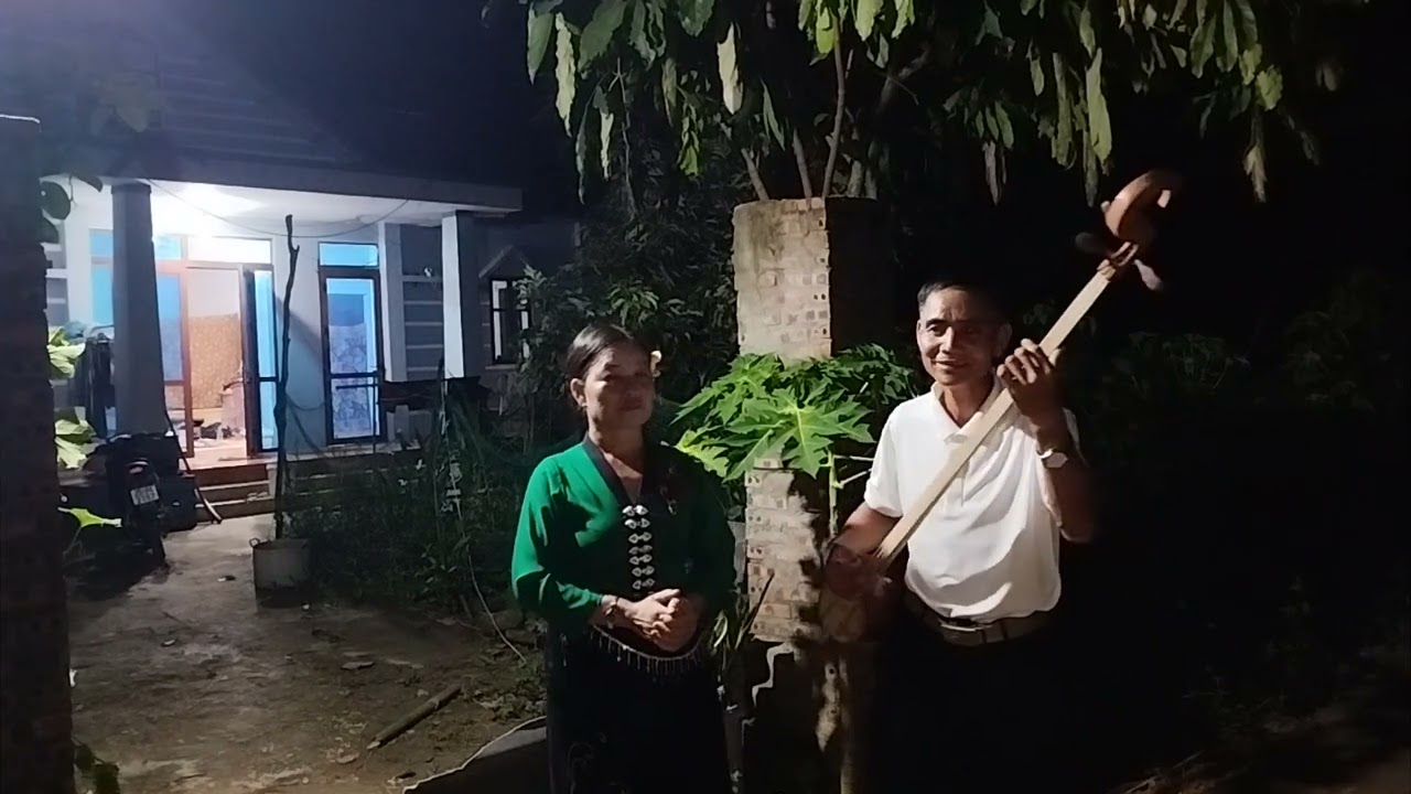 Tính. Tẩu. Chủ. Hai. Bún. Nghệ. Nhơ. Em. Lả. Làng. Cá. Thảm. Phê.