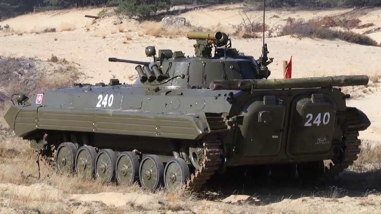 New BMP-2 Infantry Fighting Vehicle - 30mm Cannon Live Fire