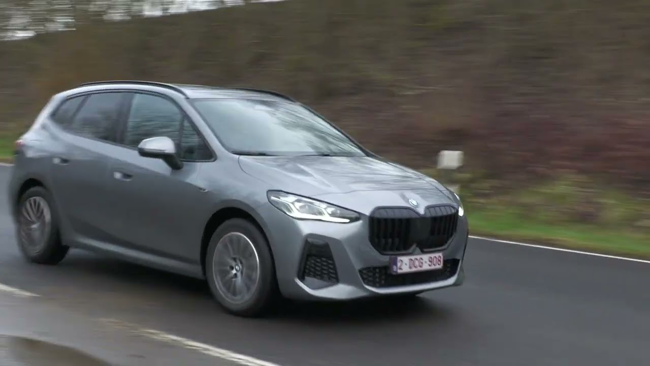 BMW 225e xDrive Active Tourer@automotoshow by carlo miller