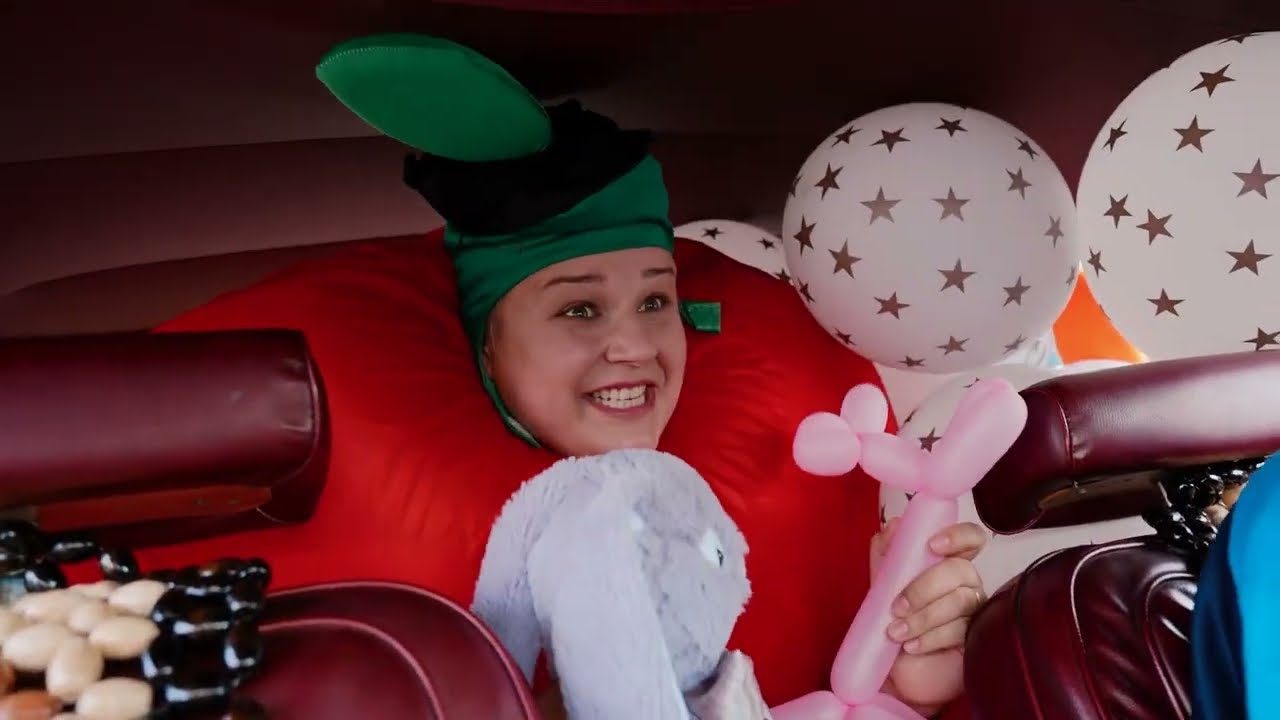 довольный таксист. а 4 стали таксистами на 24 часа. 4 стал таксистом. 4 стал таксистом. 4 стал таксистом.