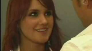 roberta  y javier beso