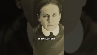 The real story behind Houdini’s escapes #magic #escape #icon