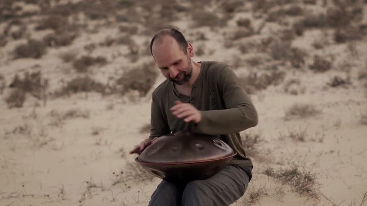 "Viento" played on a 44cm Taopan ("Tiny Tao") small Mini Handpan / Tascam Portacapture X8