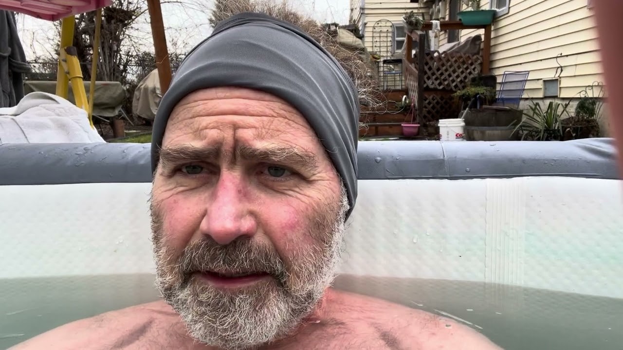 Coldplng 1/2/26 - 30F Water & Ice Chips!  