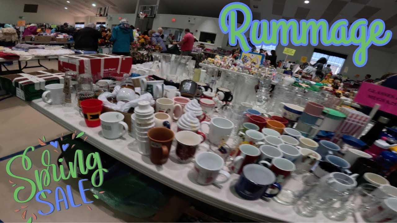 I Found Some *EXCITING* Stuff At This HUGE Rummage Sale - YouTube