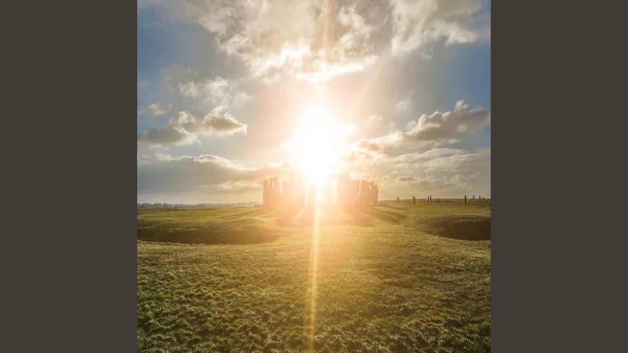 Solstice adlı videoyu YouTube'da izle Solstice adlı videoyu YouTube'da izle