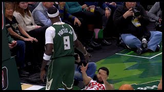 Bobby Portis Helps Up Fred VanVleet after the And 1 - Raptors vs Bucks | 1\/17\/2023