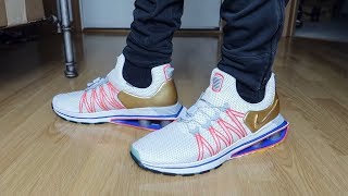 nike shox gravity gold