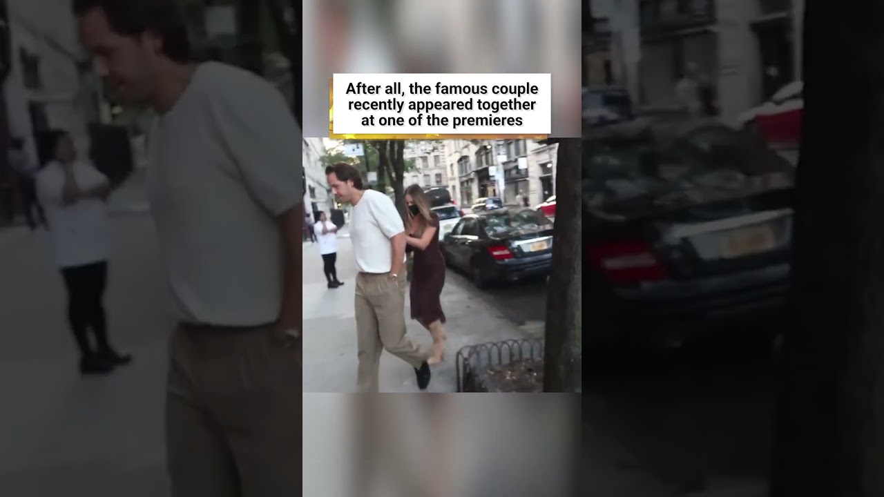 Margot Robbie appeared in public without her engagement ring! 😳