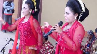 Gerakan tari Lengger Banjarnegara