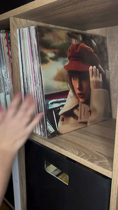 My dream Taylor Swift vinyl collection.💟