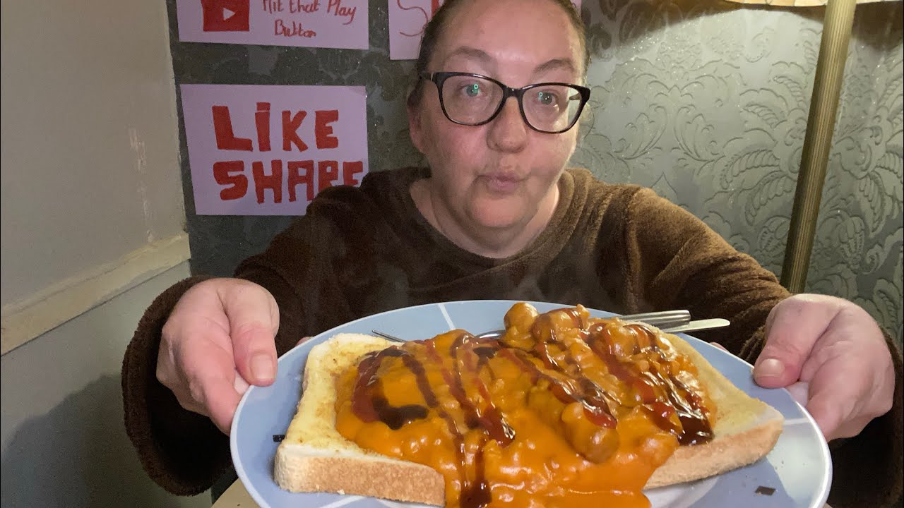 Sausage Beans on Toast #food #mukbang #eating 