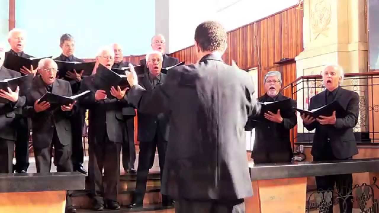 Ecce Sacerdos Magnus (Pe. J. Braun) - Coral Crescere