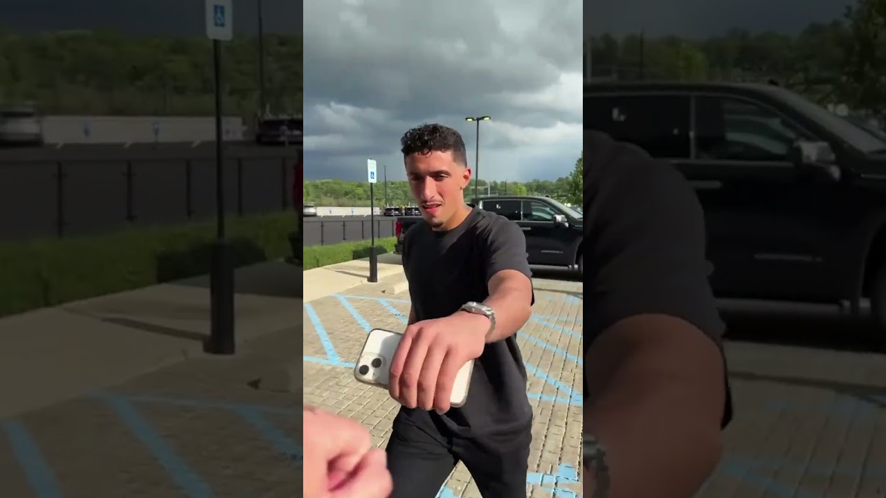 Knucks all around 🤜🤛 #MLS #Nashville #soccer #leaguescup #arrivals