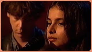 Mazzy Star - Ride It On (Live Acoustic at MusiquePlus, AI Remastered + Lyrics)