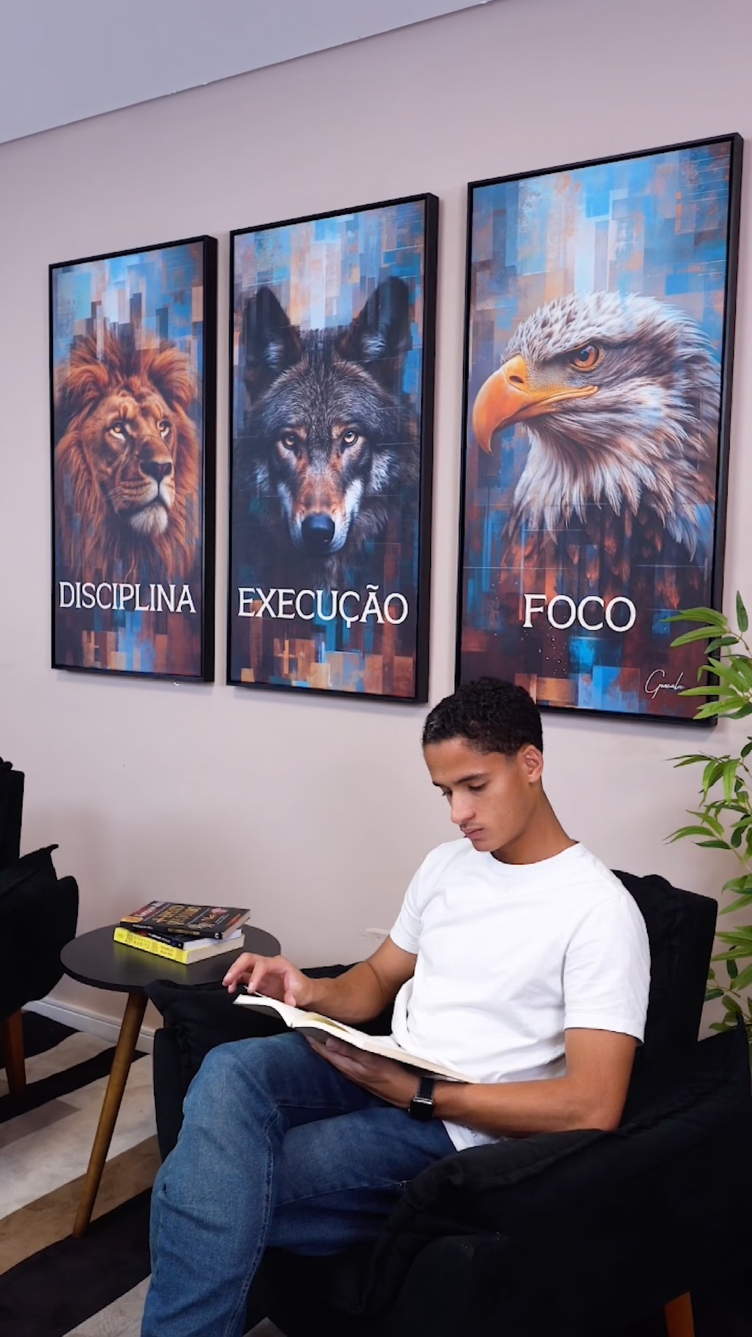 Depoimento de Quadros Decorativos em vídeo