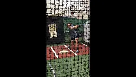 Elizabeth DeSimone Hitting1