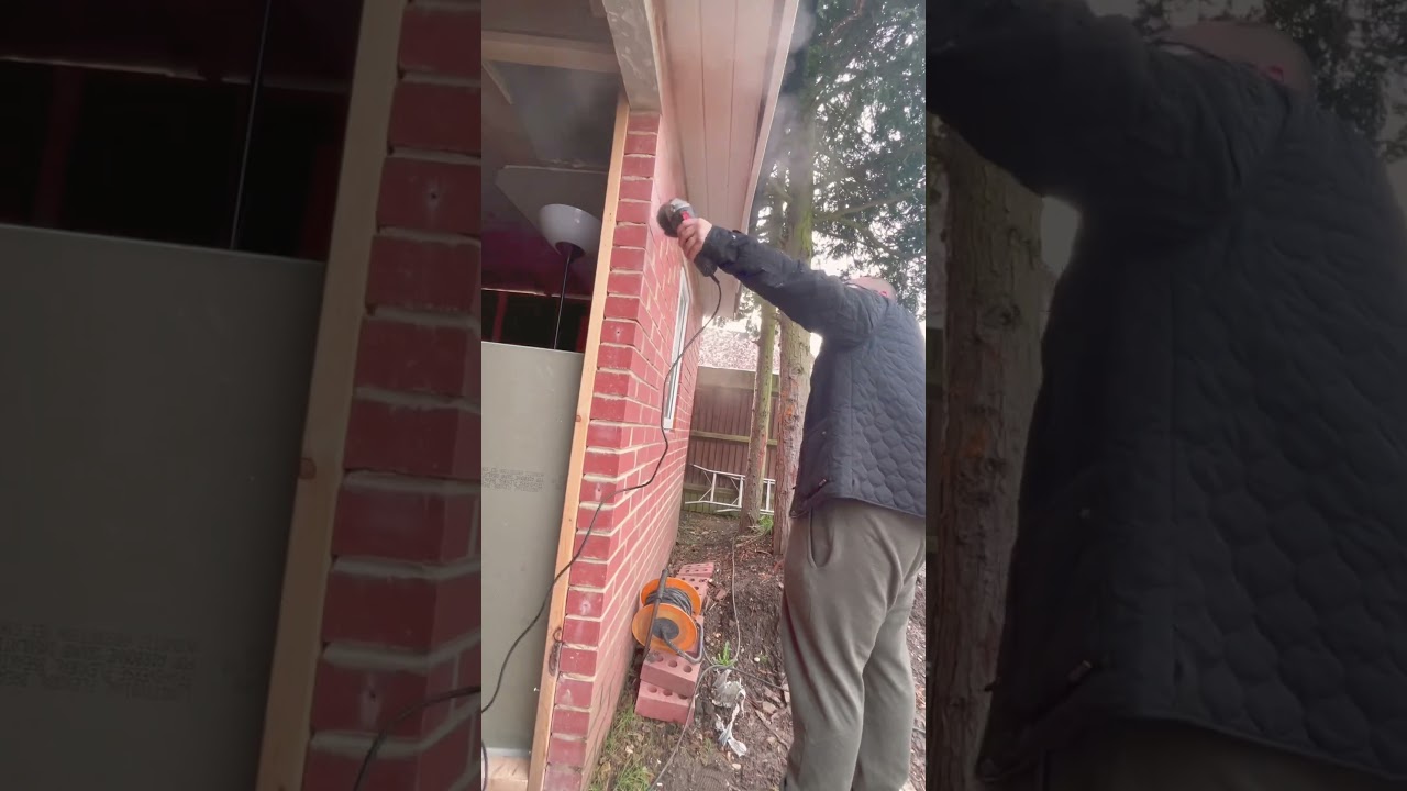 Fitting a used UPVC door to my tool shed 