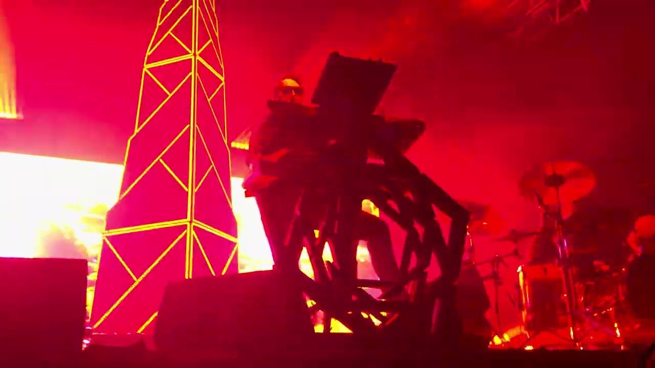 Carpenter Brut - She Rules The Ruins (Lyon, le Transbordeur, 10/03/2026)