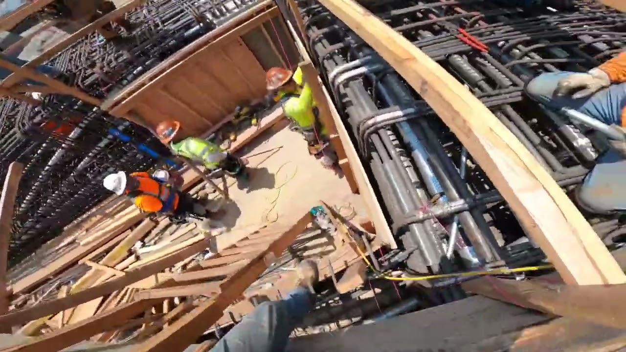 6 street bridge Carpenters union