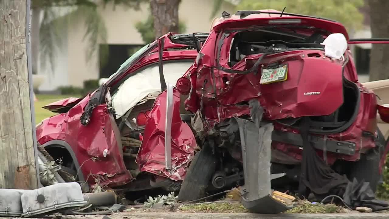 Fatal crash occurs near Emmanuel Catholic Church in Delray Beach - YouTube