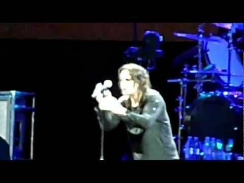 Black Sabbath - Paranoid (Live - Download Festival, Donington, UK, June 2012)